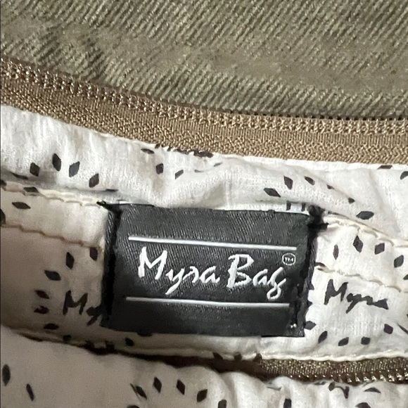Myra Bag Geometric Crossbody in Olive and Cream - Picture 4 of 4
